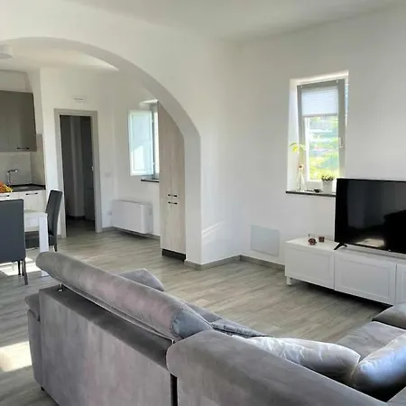 Casa Rina, In Centro A Hébergement de vacances *