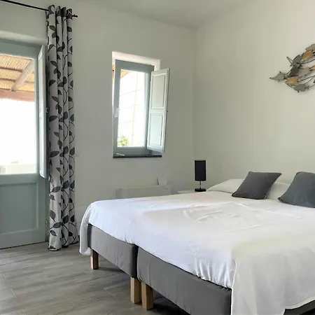 Casa Rina, In Centro A Hébergement de vacances Malfa (Salina)